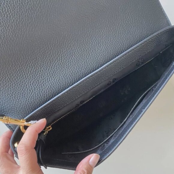 NWT！NEW！Tory Burch Blake Flap Pebbled Leather Crossbody Large Black -Women Bag - Picture 7 of 10